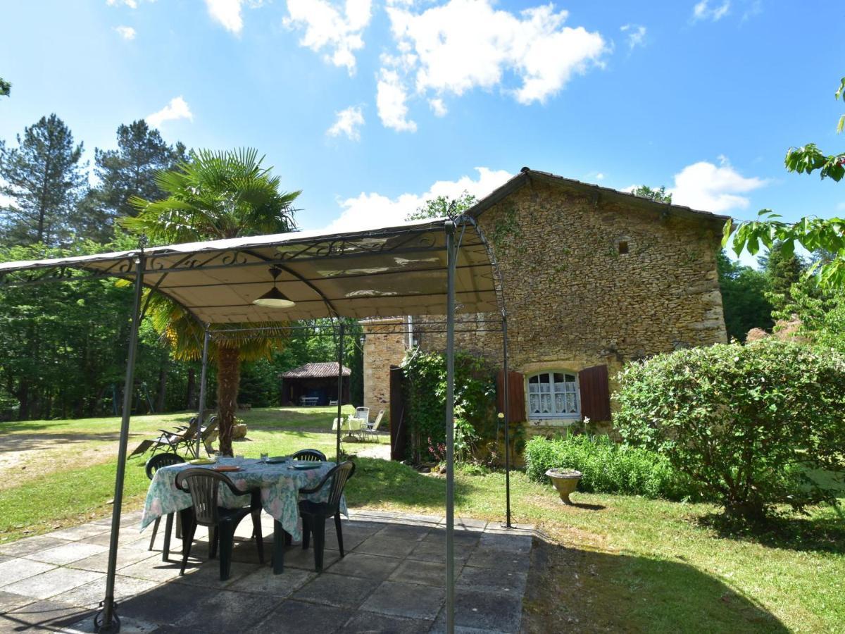 Cosy Holiday Home In Lantheuil With Garden Villefranche-du-Périgord Extérieur photo
