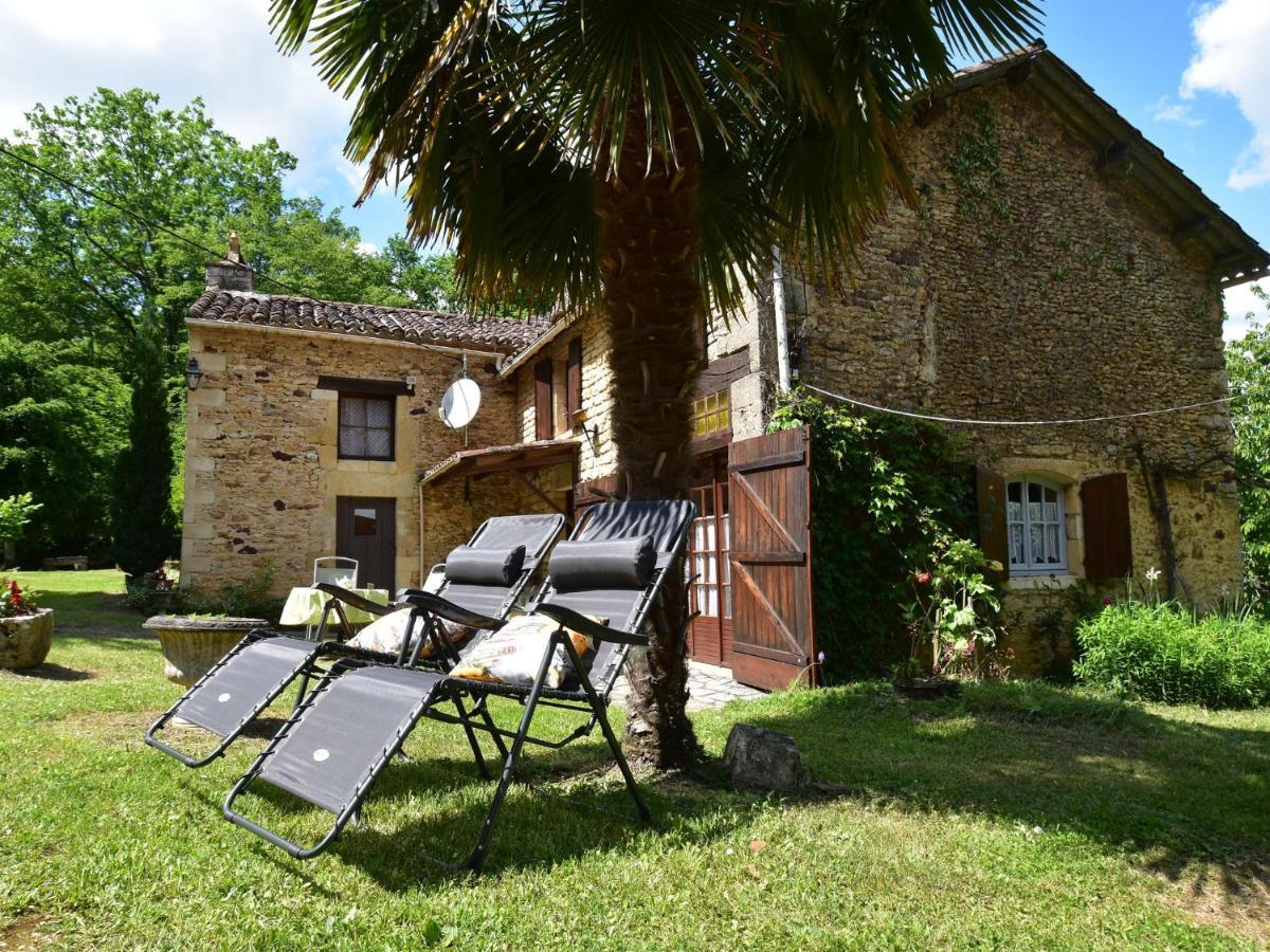 Cosy Holiday Home In Lantheuil With Garden Villefranche-du-Périgord Extérieur photo